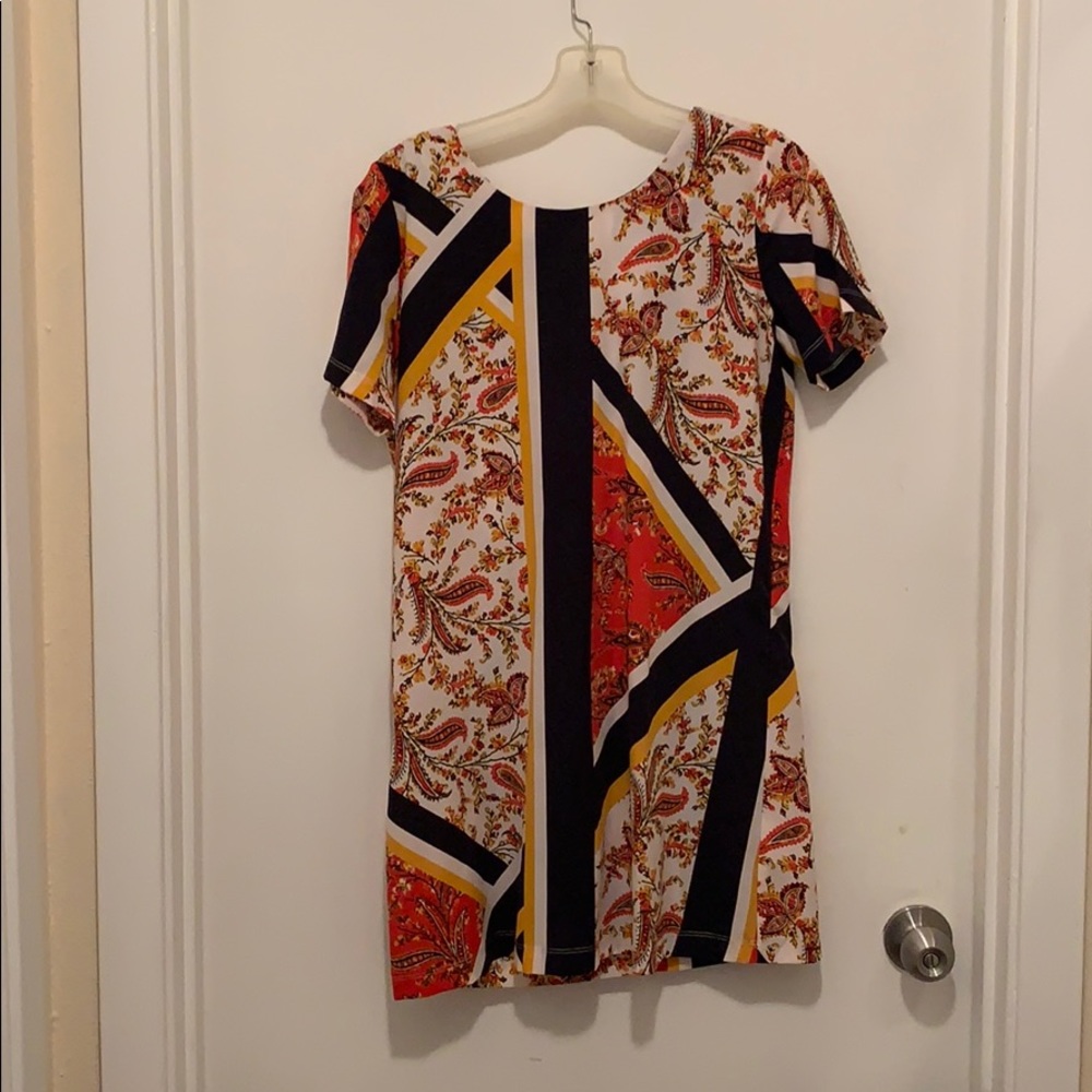 Super cute mod Gianni Bini minidress